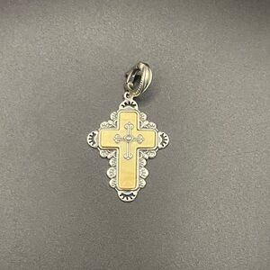 Carolyn pollack American west mother of pearl silver pendant